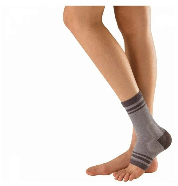 Бандаж компрессионный на голеностопный сустав 3D вязка Тривес Т-8611