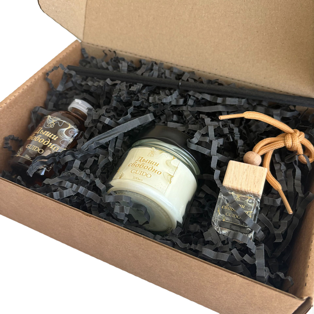 Набор Арома "Дыши свободно" (Свеча 100 мл, аромадиффузор 50 мл, ароматизатор подвесной в бутылочке)